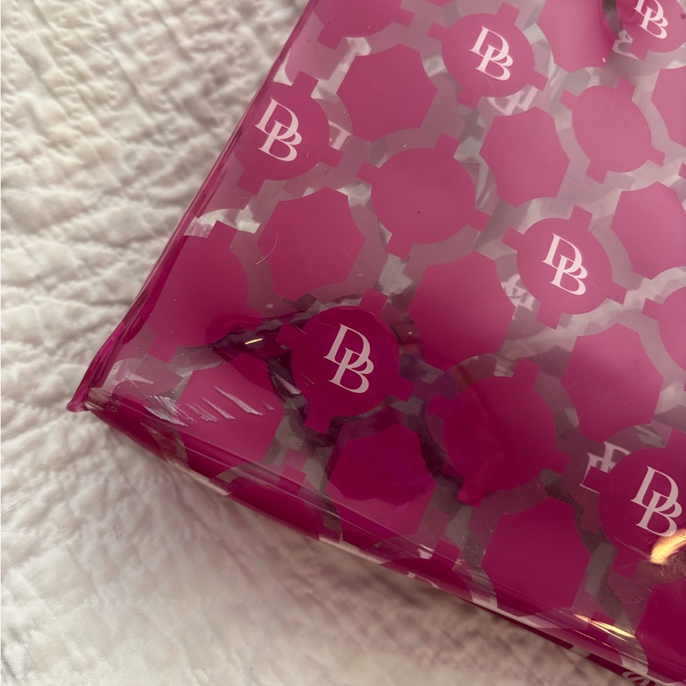 Dooney and Bourke, Plastic, Logo Set - Picture 3 of 11